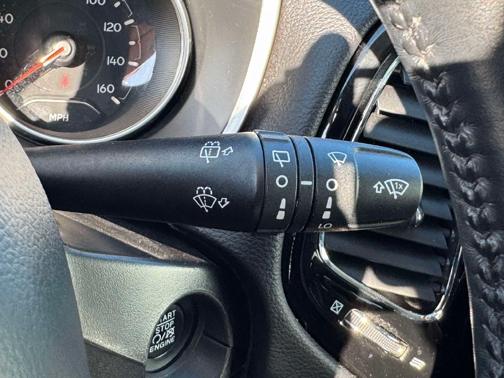 Used 2019 Jeep Compass Latitude AWD/4WD image 24
