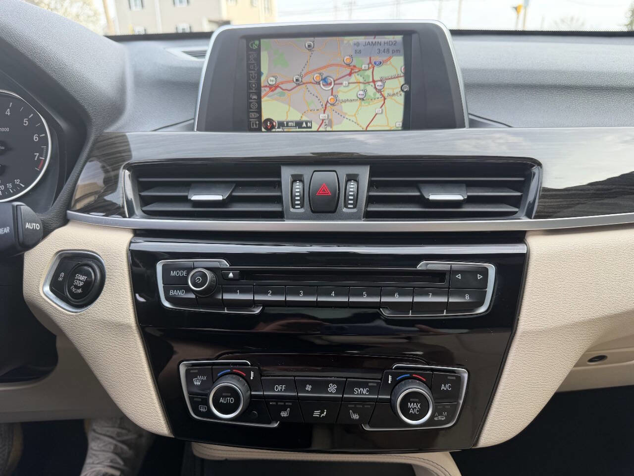 Used 2017 BMW X1 xDrive28i AWD/4WD image 34