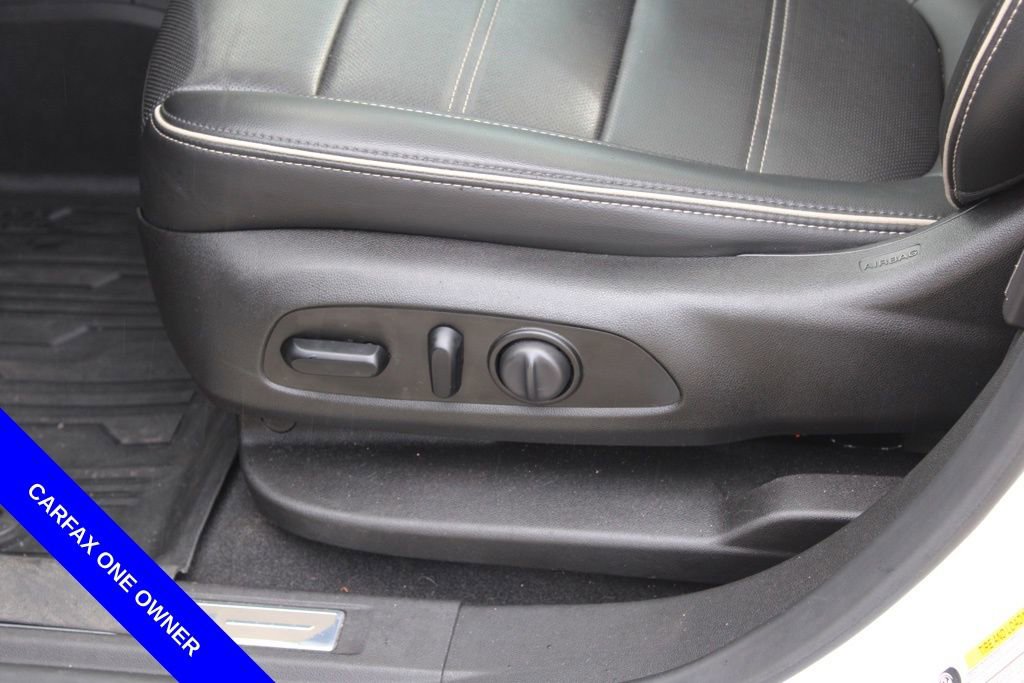 Used 2021 GMC Acadia Denali w/ Denali Ultimate Package image 18