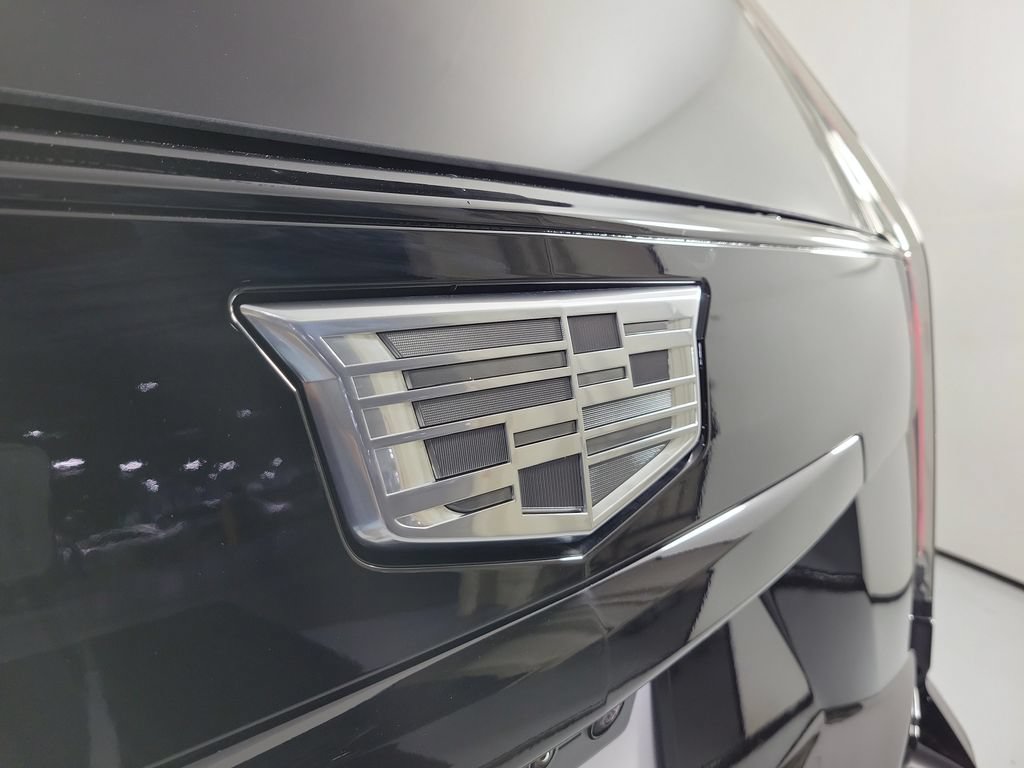 Certified 2026 Cadillac Escalade V AWD/4WD image 7