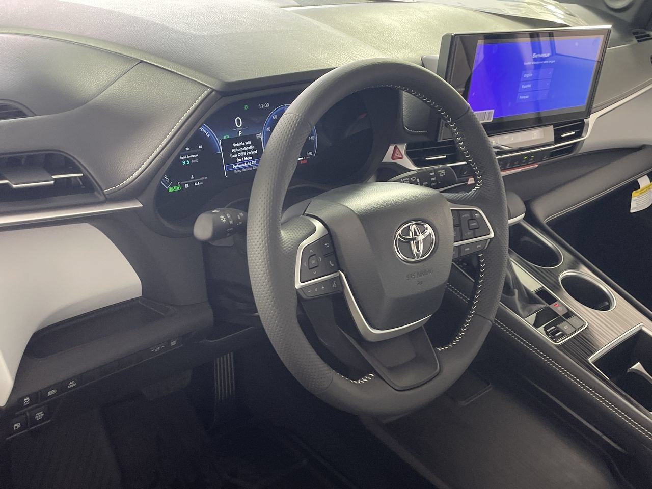 New 2026 Toyota Sienna XSE FWD image 13