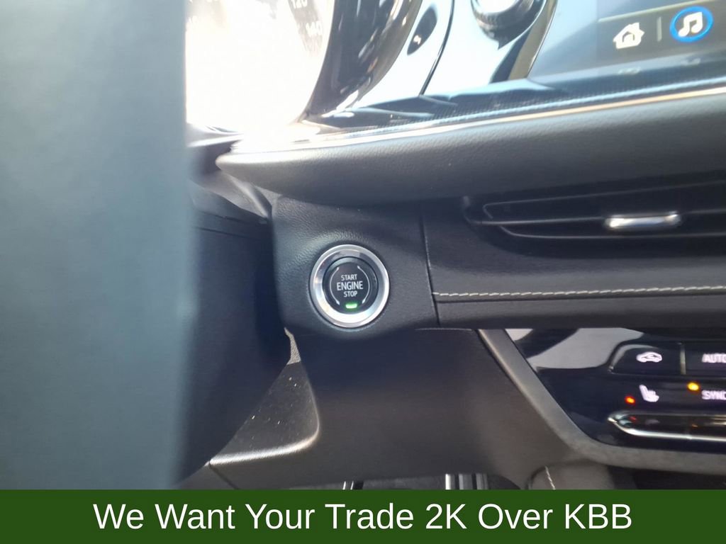 Used 2022 Buick Envision Essence w/ Technology Package II image 22