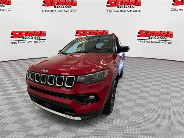 Used 2023 Jeep Compass Limited image 4