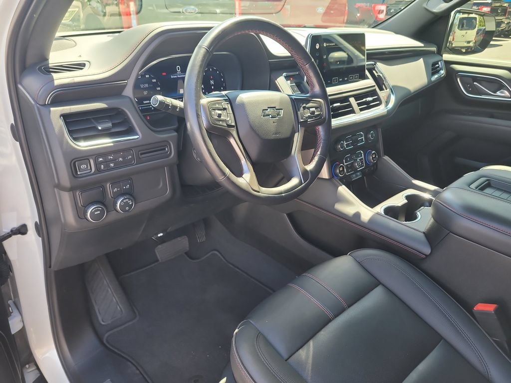 Used 2022 Chevrolet Tahoe RST w/ Luxury Package RWD image 18
