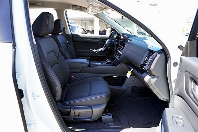 New 2026 Nissan Pathfinder SV FWD image 18