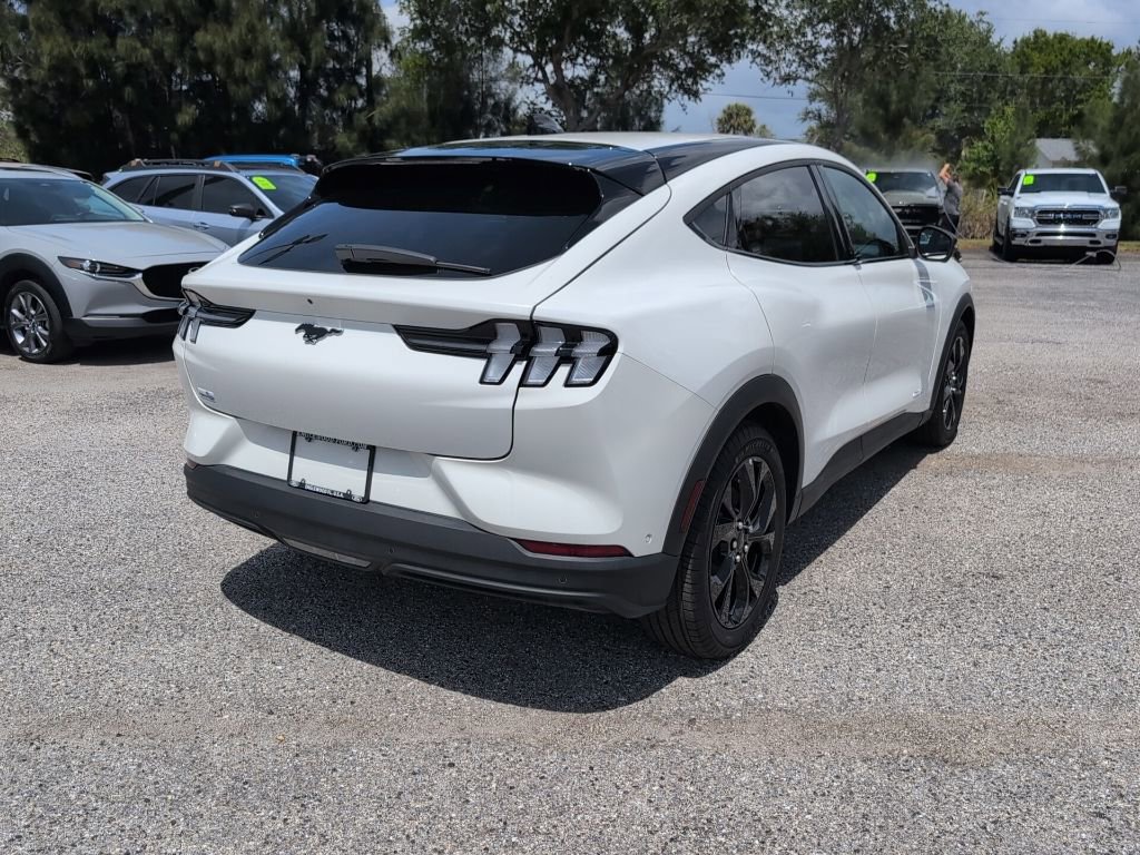 Used 2024 Ford Mustang Mach-E Select image 3