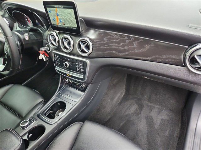 Used 2018 Mercedes-Benz GLA 250 4MATIC image 28