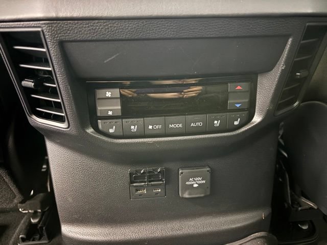 Certified 2025 Toyota Sequoia Platinum AWD/4WD image 11