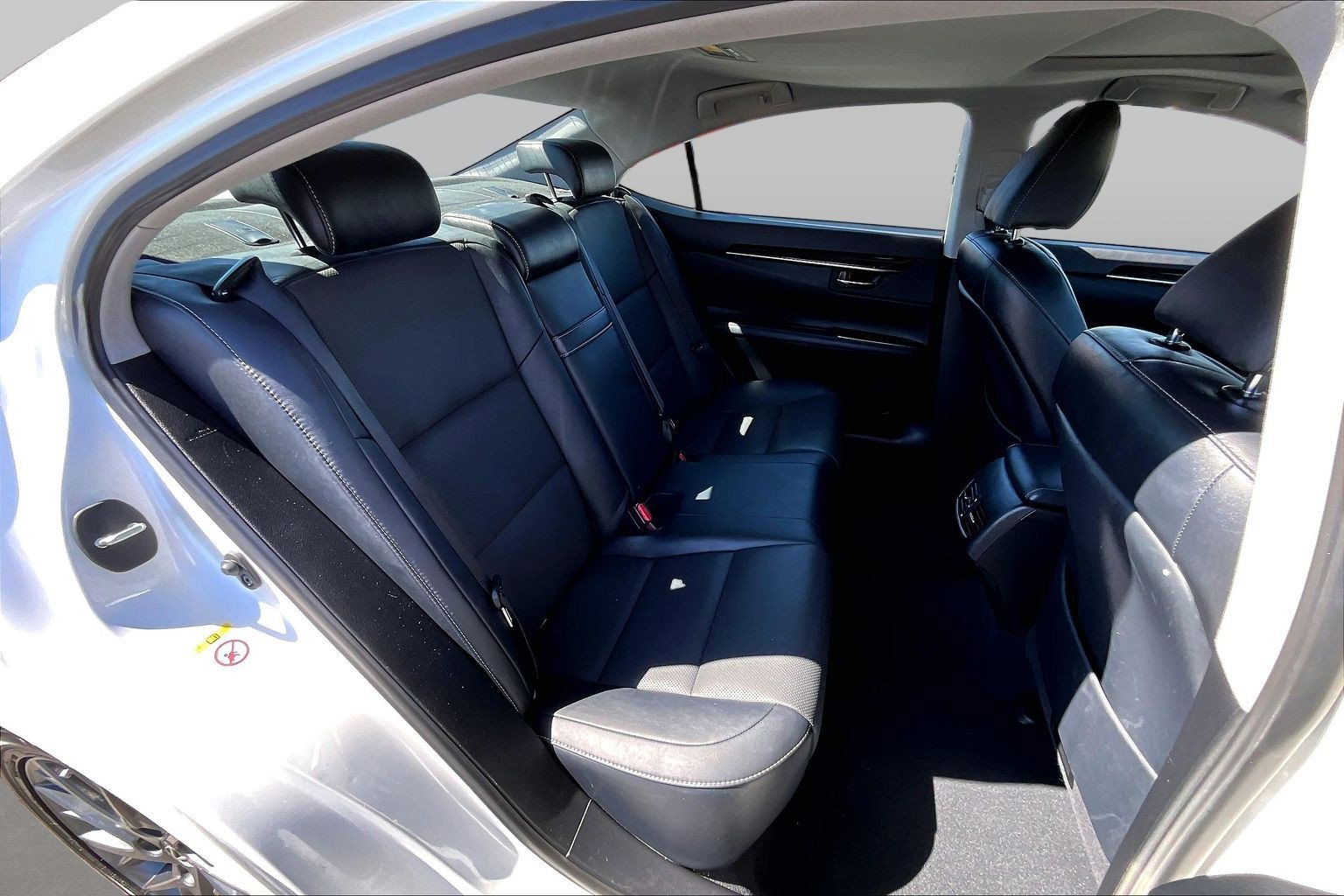 Used 2018 Lexus ES 350 w/ Premier Package FWD image 26