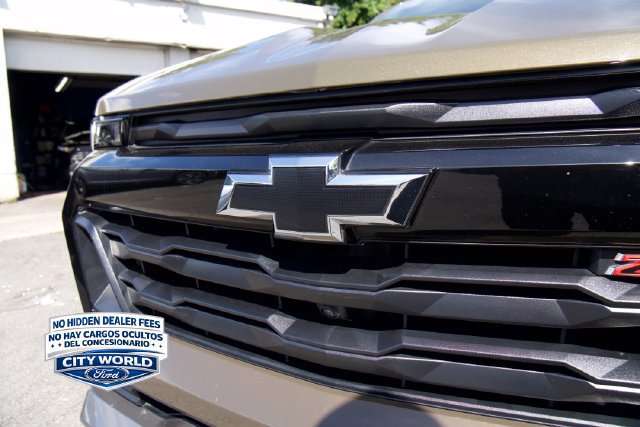 Used 2024 Chevrolet Colorado Z71 w/ Z71 Convenience Package 2 AWD/4WD image 10