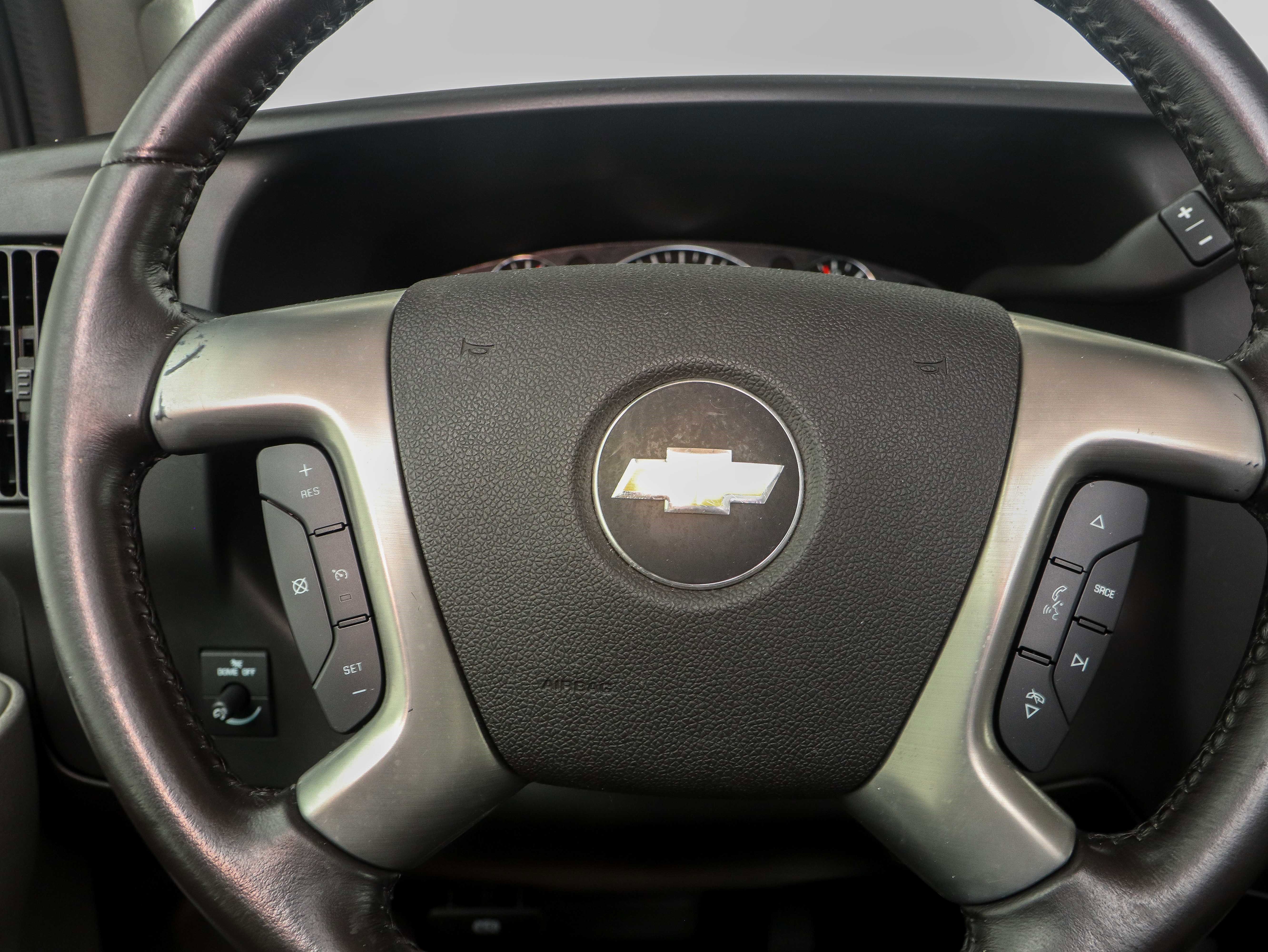 Used 2016 Chevrolet Express 2500 LS image 22