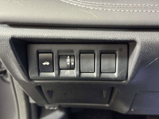 Used 2023 Subaru Legacy Limited image 19