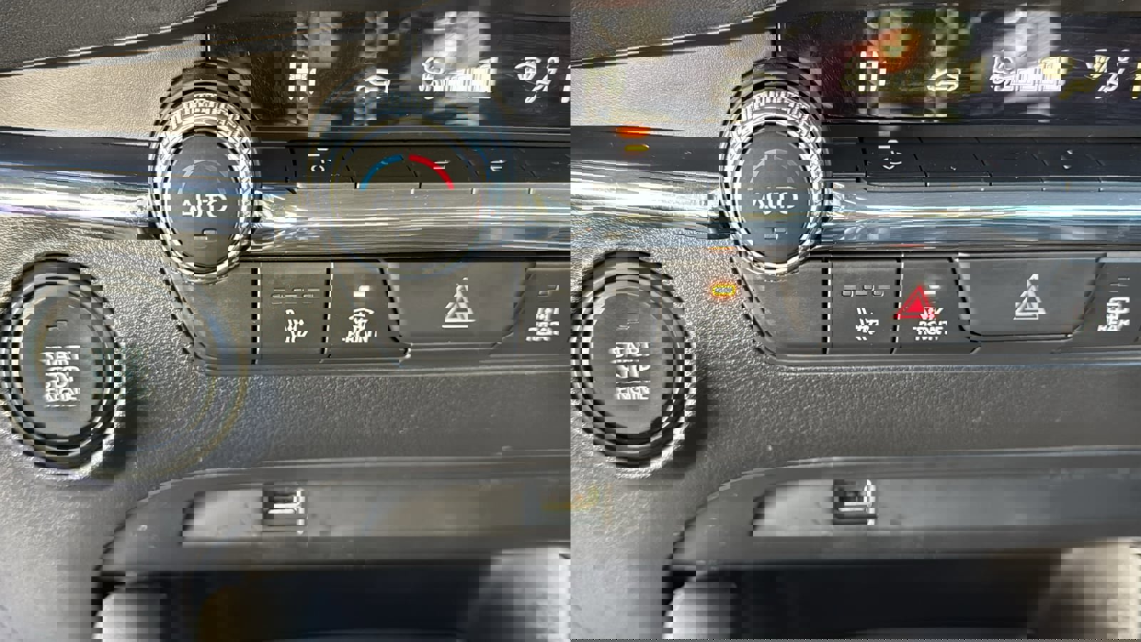 Used 2020 MAZDA MAZDA3 AWD Hatchback w/ Premium Pkg image 20