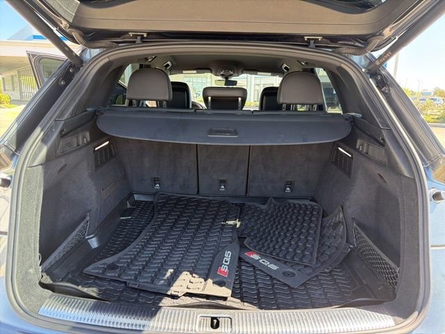 Used 2022 Audi SQ5 Premium w/ Convenience Package image 31