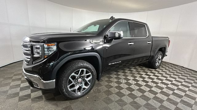 Used 2023 GMC Sierra 1500 SLT w/ SLT Convenience Package AWD/4WD image 6