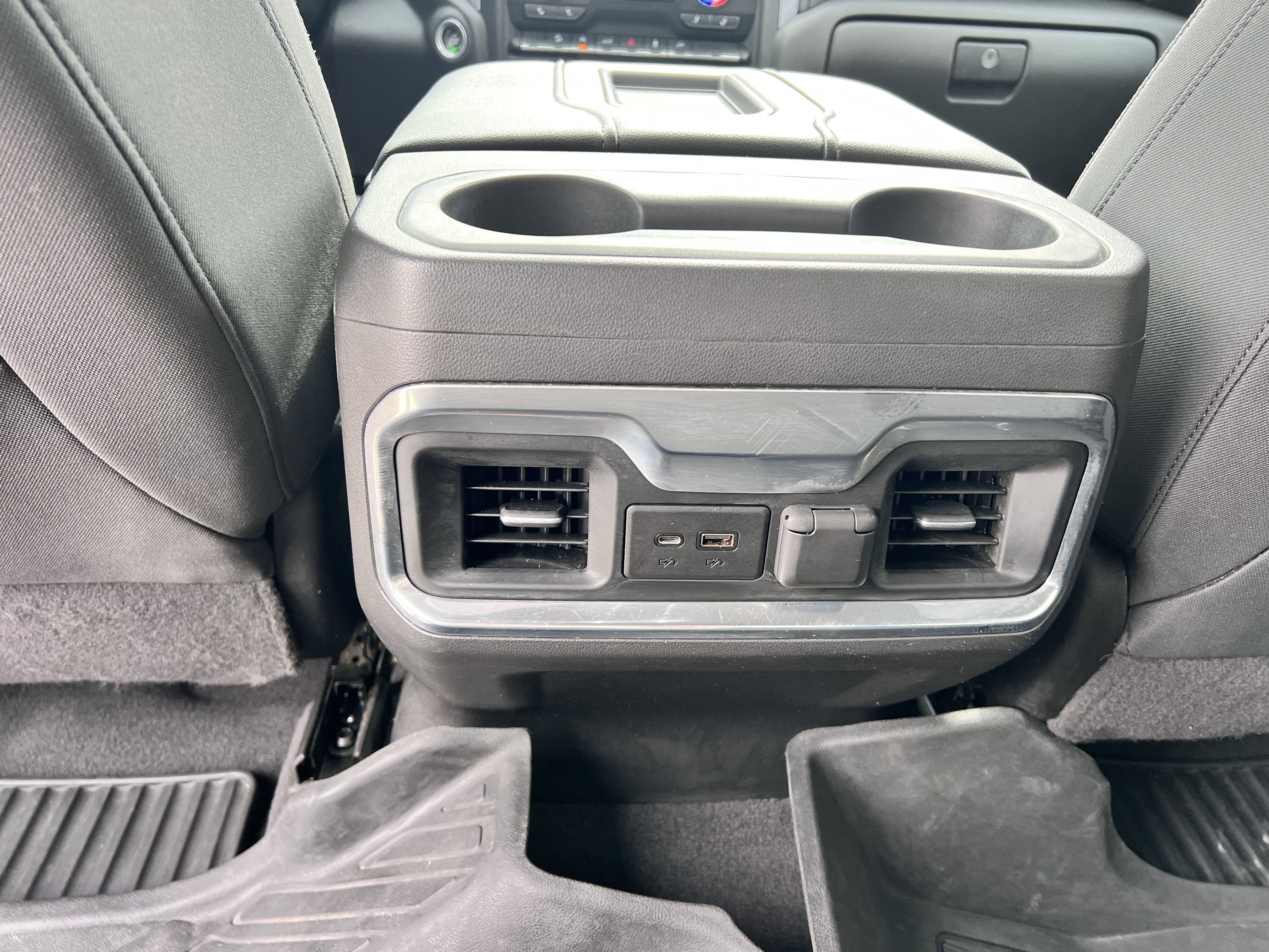 Used 2020 GMC Sierra 1500 Elevation w/ Elevation Value Package image 10