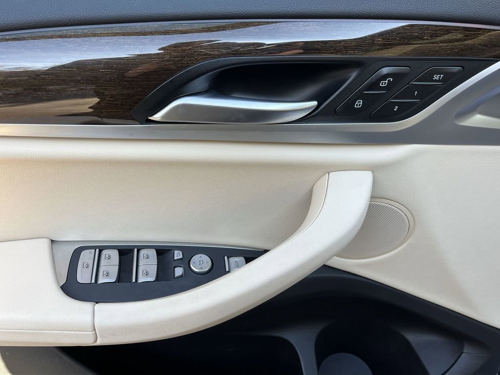 Used 2021 BMW X3 xDrive30i w/ Convenience Package image 13