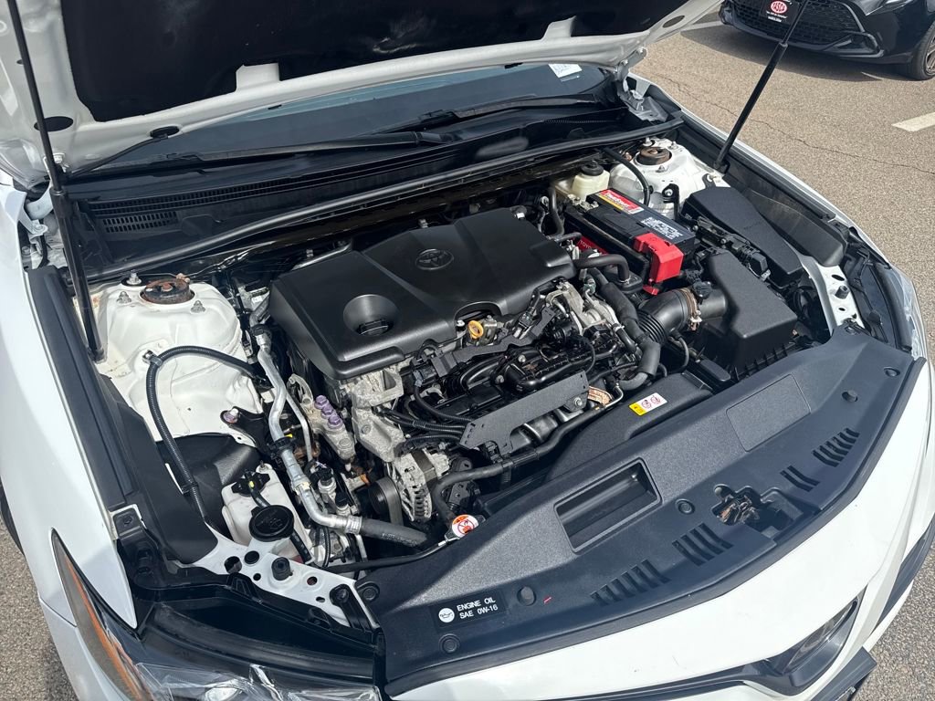 Used 2018 Toyota Camry LE image 42