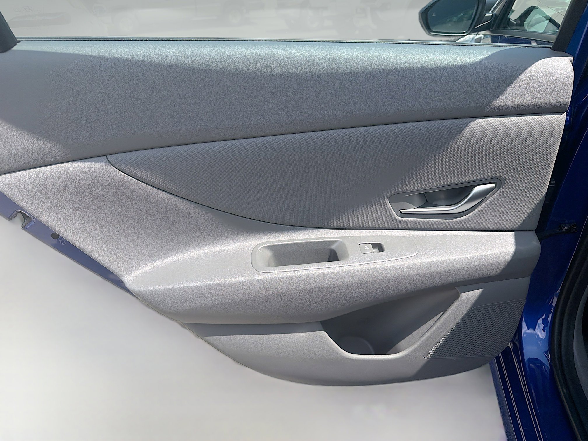 Used 2025 Hyundai Elantra Sport FWD image 23