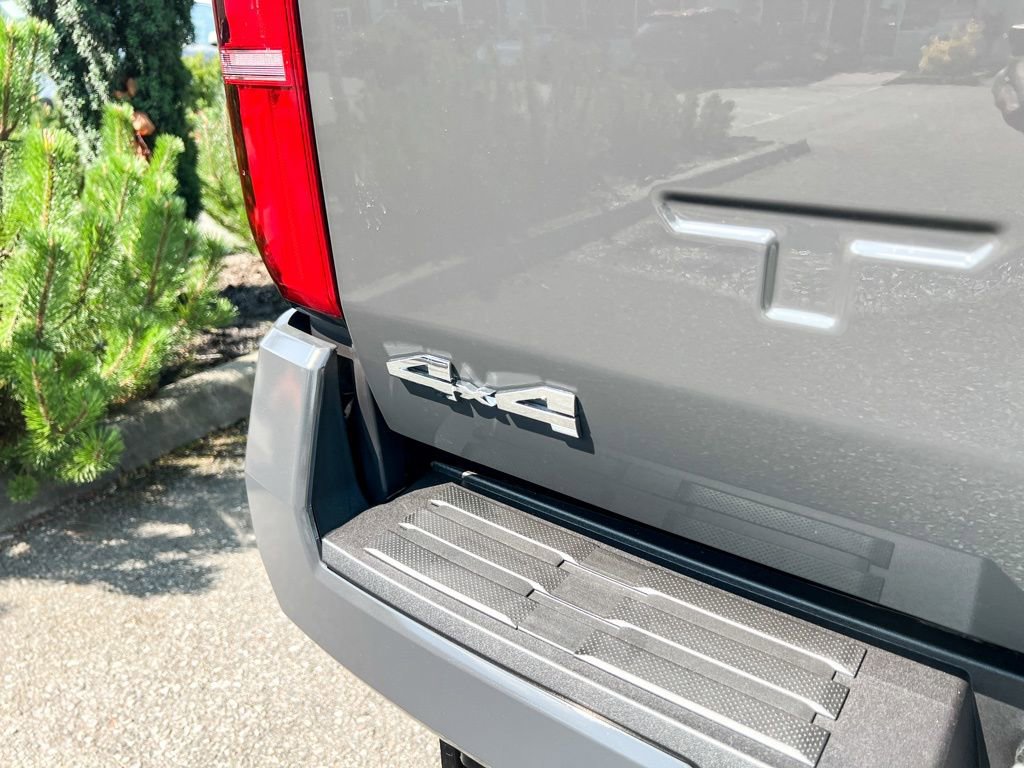 New 2025 Toyota Tacoma SR5 image 10