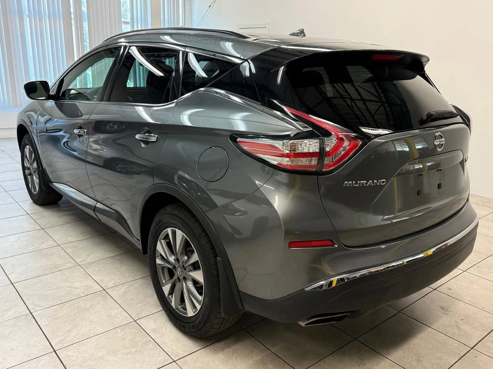 Used 2016 Nissan Murano SV image 7