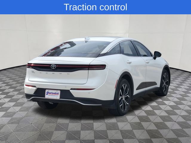 Used 2023 Toyota Crown XLE image 4