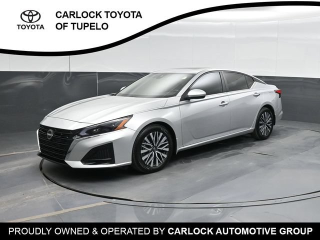 Used 2023 Nissan Altima 2.5 SV w/ SV Premium Package FWD video 1