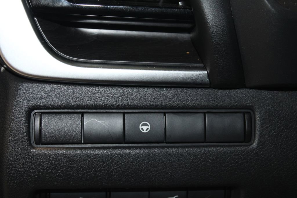 Used 2021 Nissan Rogue SL image 10