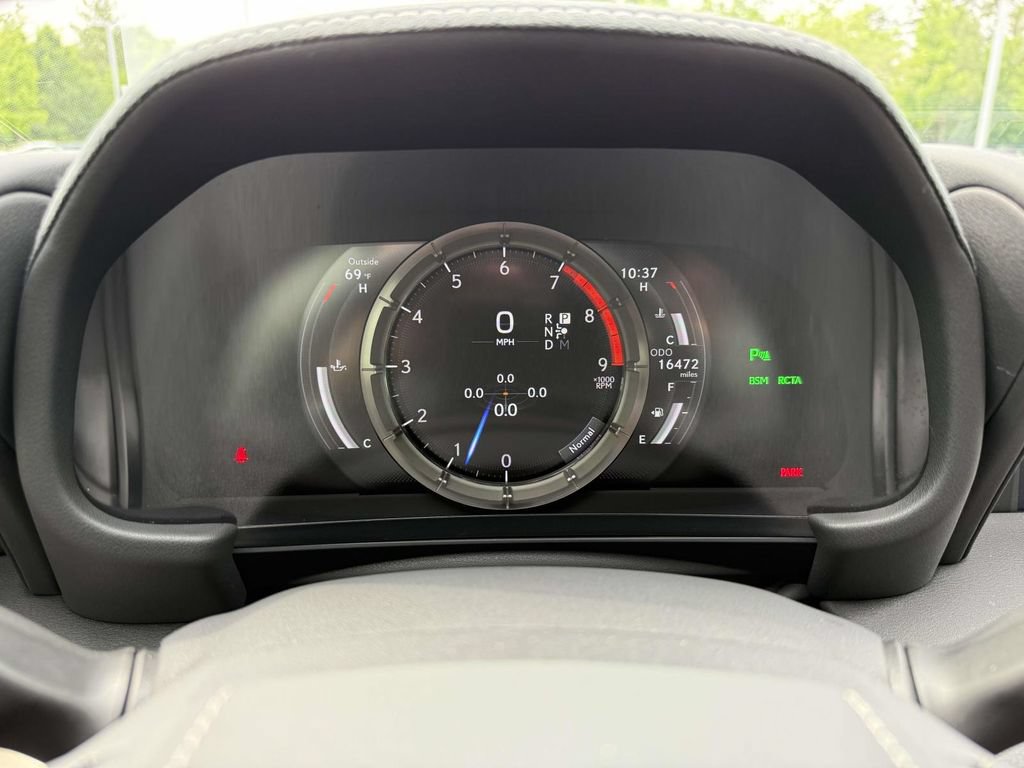 Used 2022 Lexus LC 500 Coupe w/ Dynamic Handling Package RWD image 29