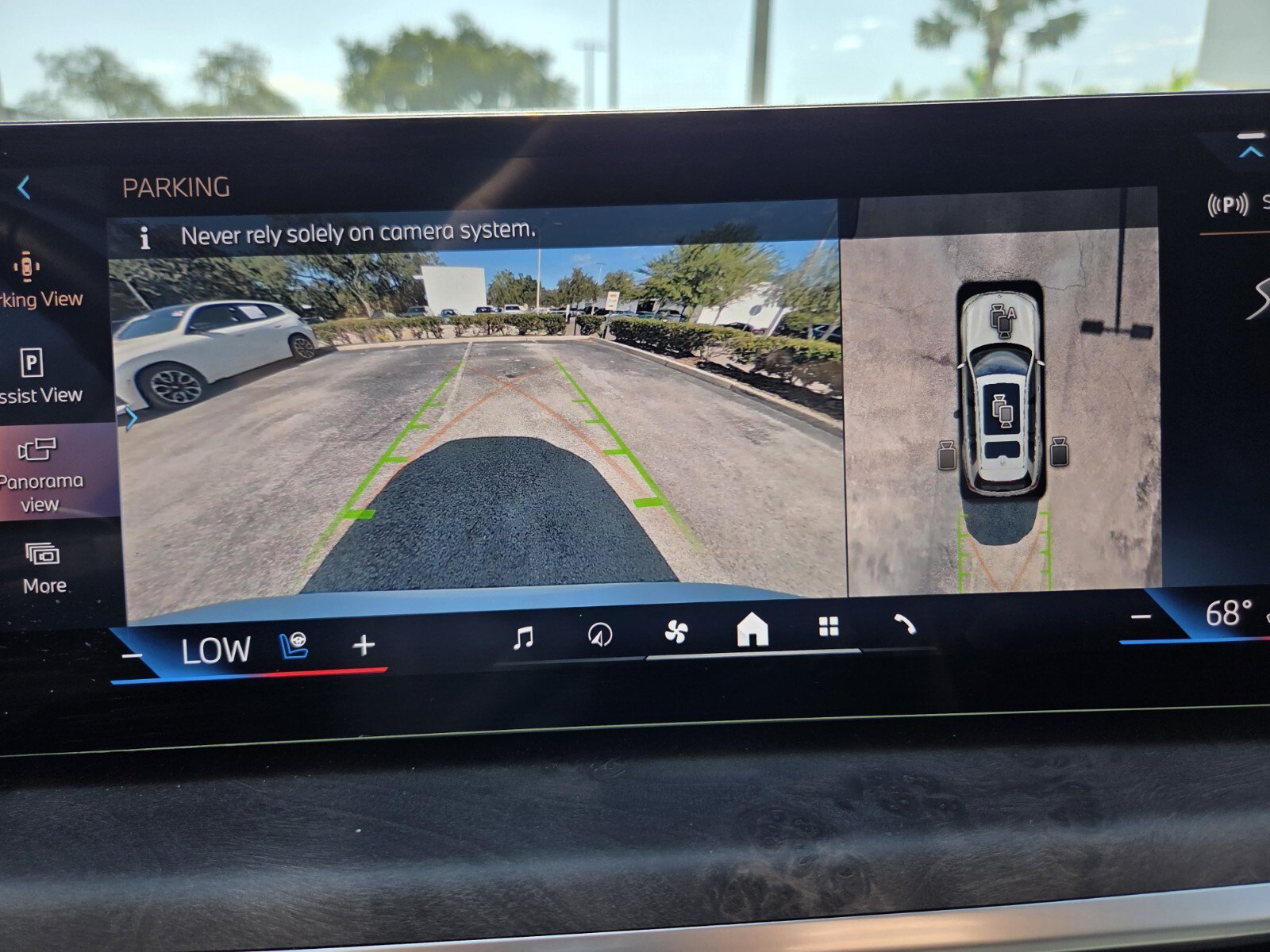 Certified 2026 BMW X7 xDrive40i AWD/4WD image 24