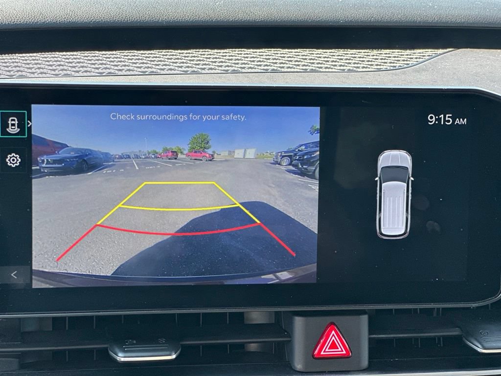 Used 2025 Kia Carnival FWD image 20
