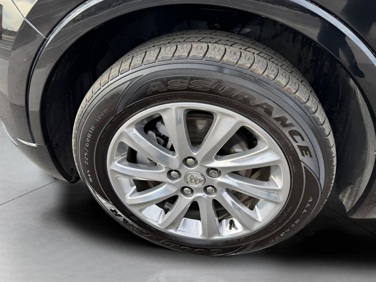 Used 2019 Buick Envision Essence image 30