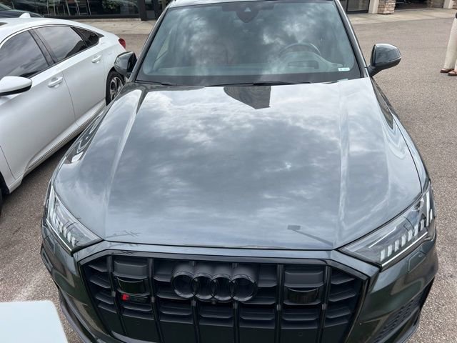Used 2022 Audi SQ7 Prestige w/ Prestige Package image 8