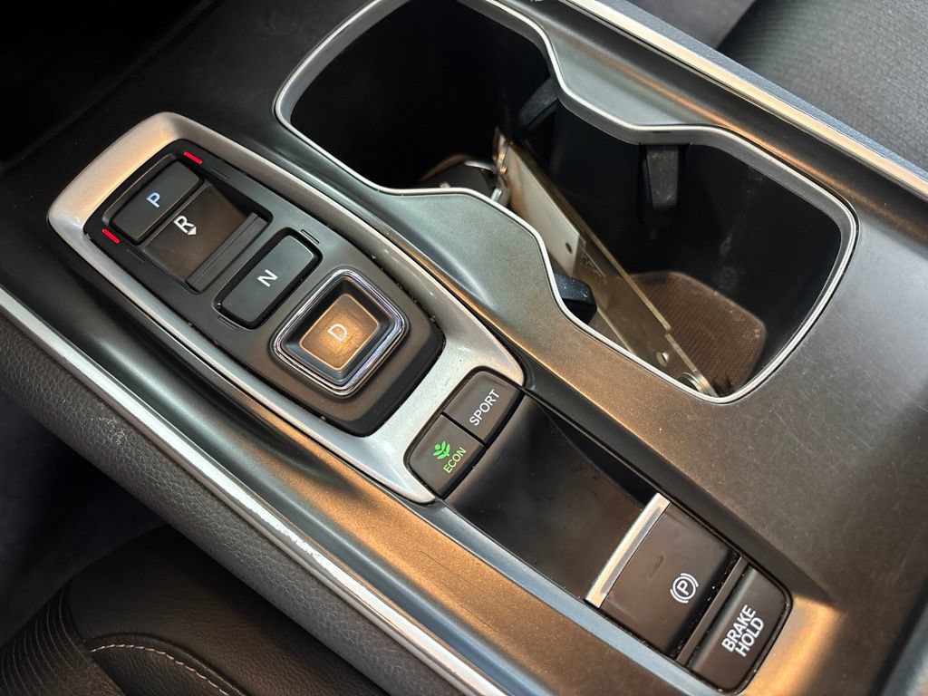 Used 2018 Honda Accord Sport image 19