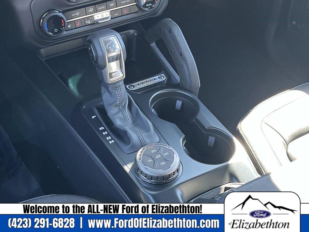 New 2025 Ford Bronco Badlands image 14