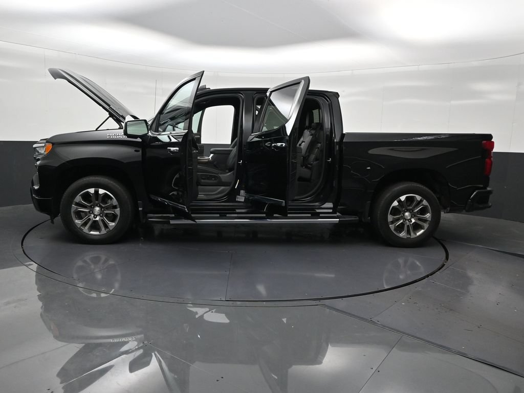 Used 2023 Chevrolet Silverado 1500 High Country w/ Technology Package RWD image 33