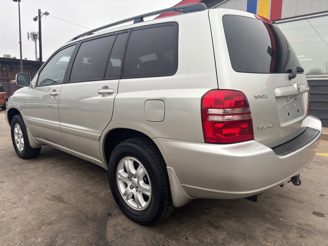 Used 2003 Toyota Highlander Limited image 3