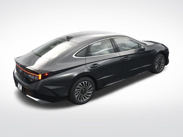 Used 2025 Hyundai Sonata SEL FWD image 27