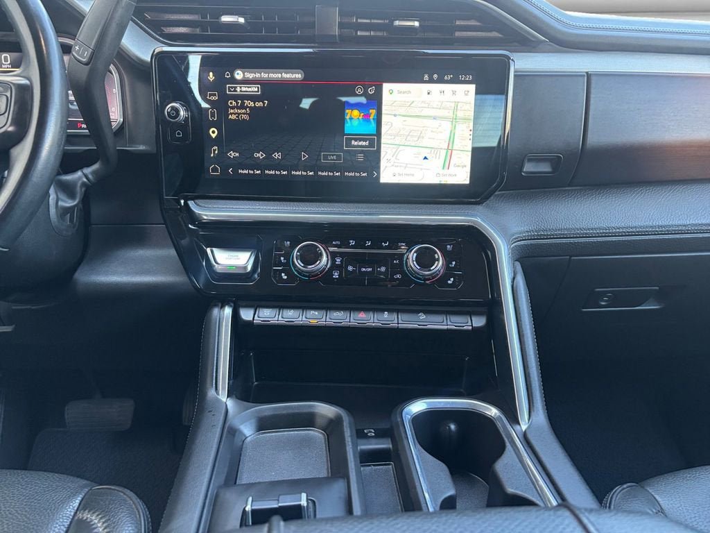 Used 2024 GMC Sierra 2500 Denali w/ Denali Reserve Package image 13