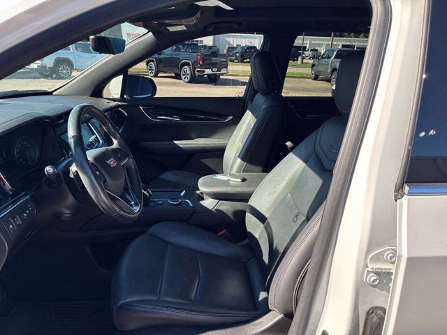 Used 2021 Cadillac XT6 Premium Luxury FWD image 13