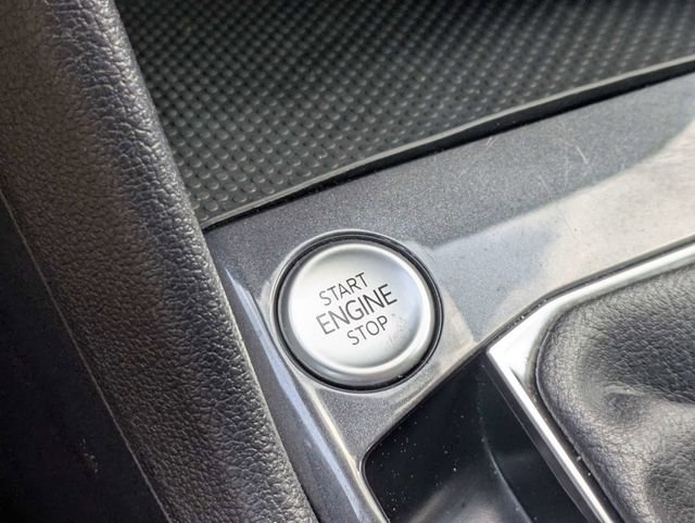 Used 2024 Volkswagen Tiguan S image 31