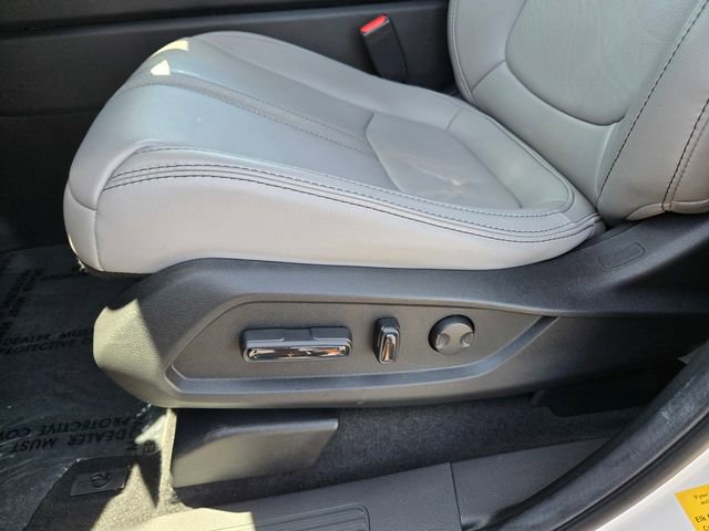 Used 2025 Honda Pilot EX-L image 14