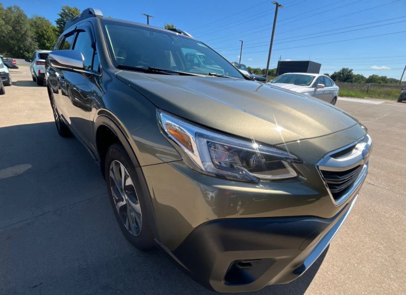Used 2022 Subaru Outback Touring XT w/ Popular Package #2 AWD/4WD image 3