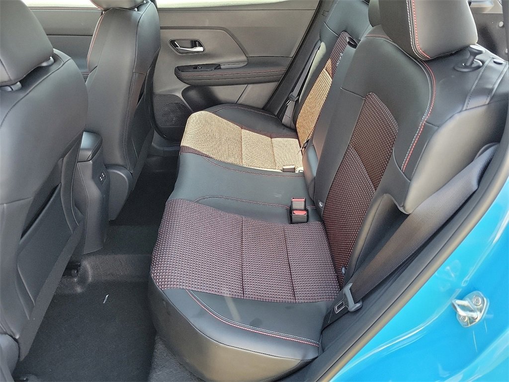 New 2025 Nissan Kicks SR image 12