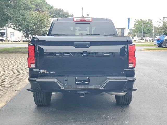 Used 2024 Chevrolet Colorado LT w/ LT Convenience Package III RWD image 5