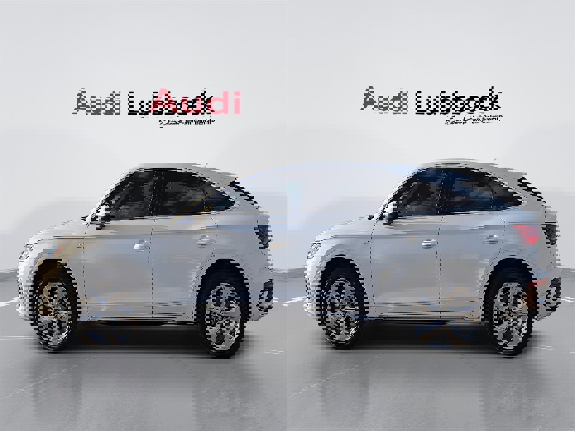 Certified 2024 Audi Q5 2.0T Premium Plus image 5