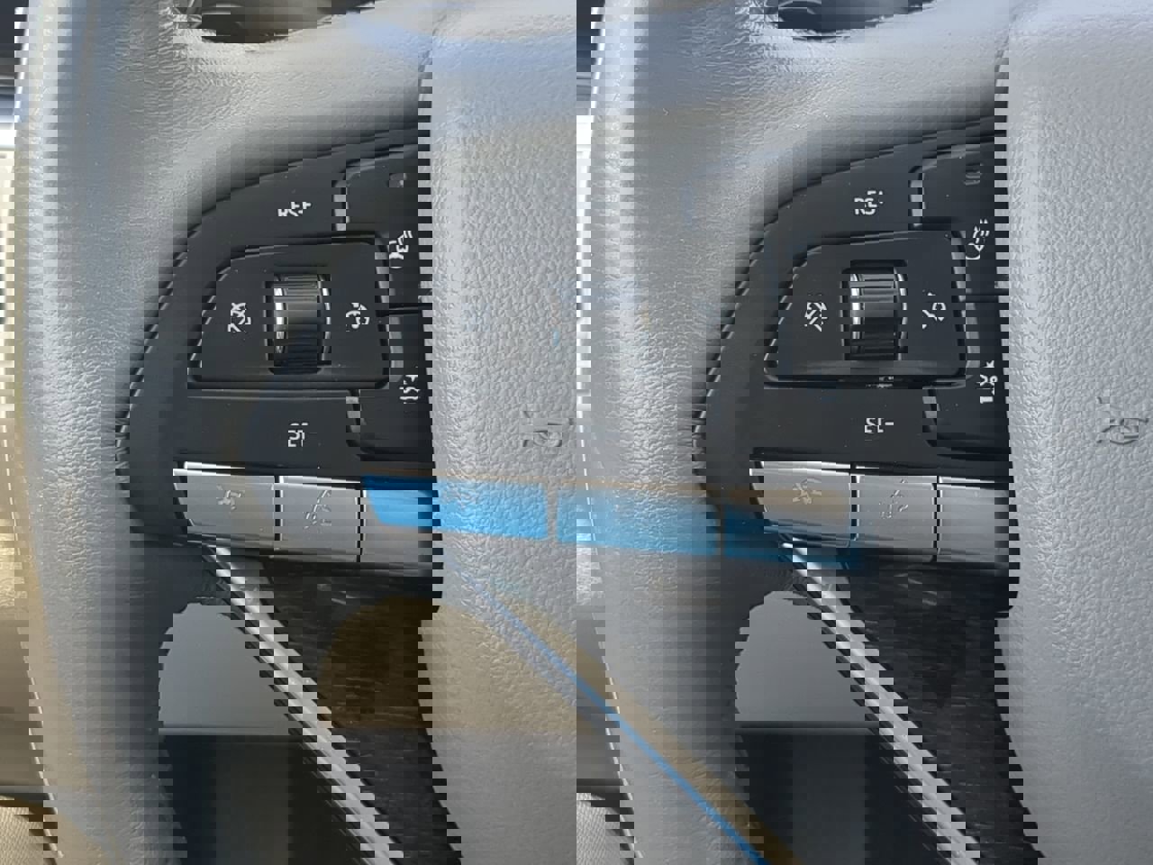 Used 2020 Cadillac XT6 Premium Luxury image 23