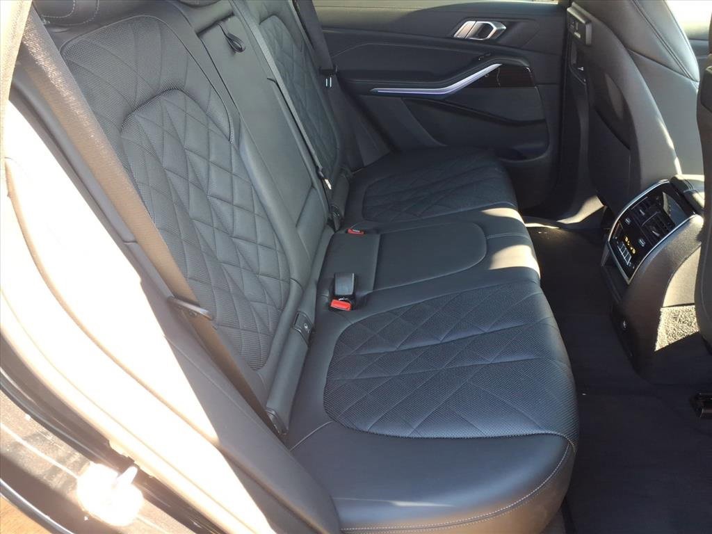 Used 2023 BMW X5 xDrive40i image 13