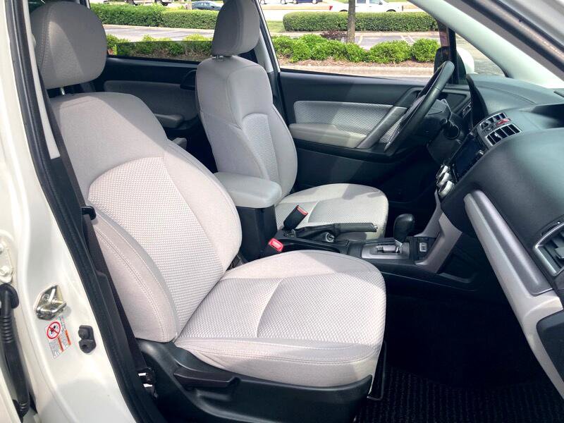 Used 2018 Subaru Forester 2.5i Premium w/ All-Weather Package image 3