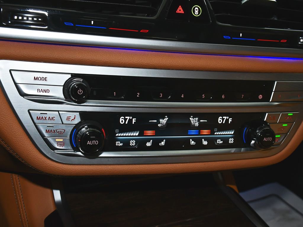 Used 2022 BMW 740i xDrive w/ M Sport Package image 42